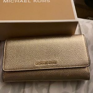 Michael Kors Gold Wallet